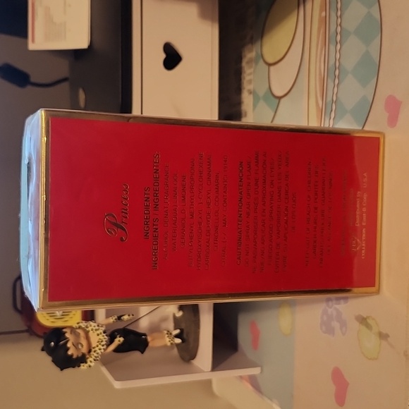 Perfume - Picture 2 of 2